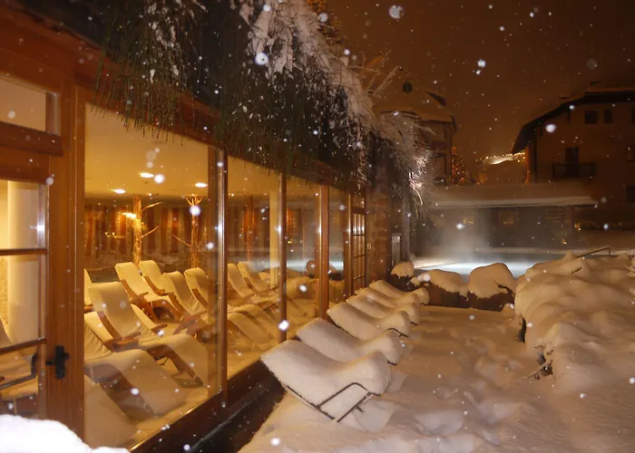 In Luxury hotels Angelo Engel