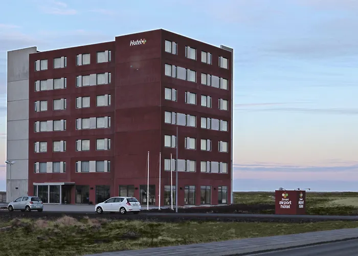 Family Hotel: Aurora Hotel At Reykjavik-Keflavik Airport Terminal Kef