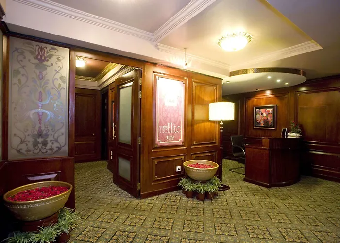 Hotel Sarina
