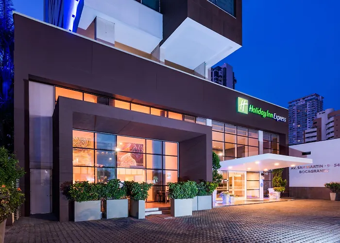 Spa Hotels Resorts Holiday Inn Express - Cartagena Bocagrande By Ihg