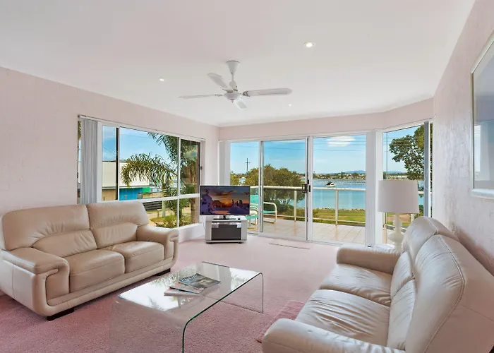 Beach Street Apartments