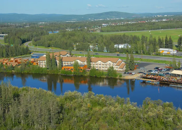 Pike'S Waterfront Lodge