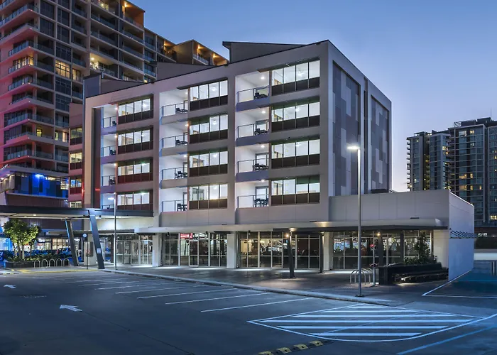 Link Portside Wharf Apartment