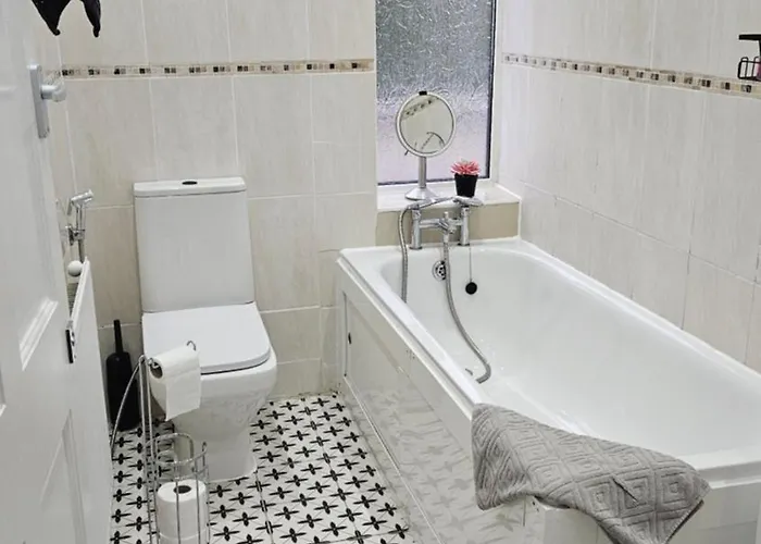 Cosy 2 Bedroom Flat