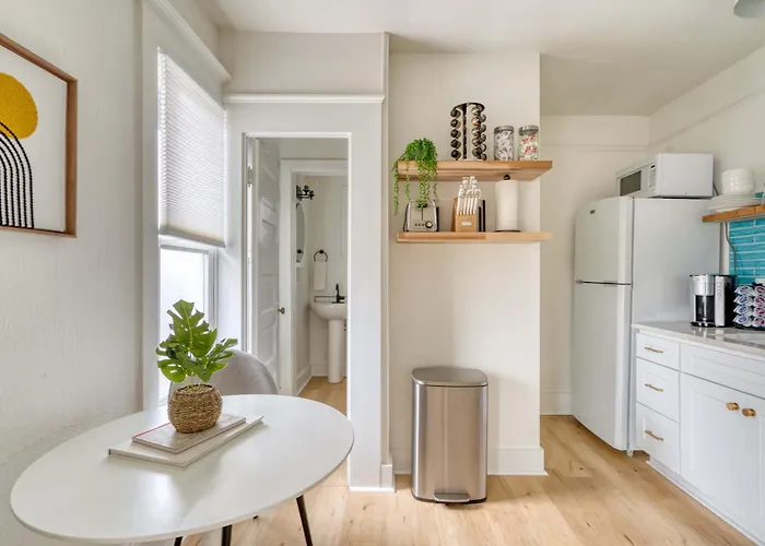 Stay Portland - The Bohemian Bungalow On Broadway - 94 Walkscore