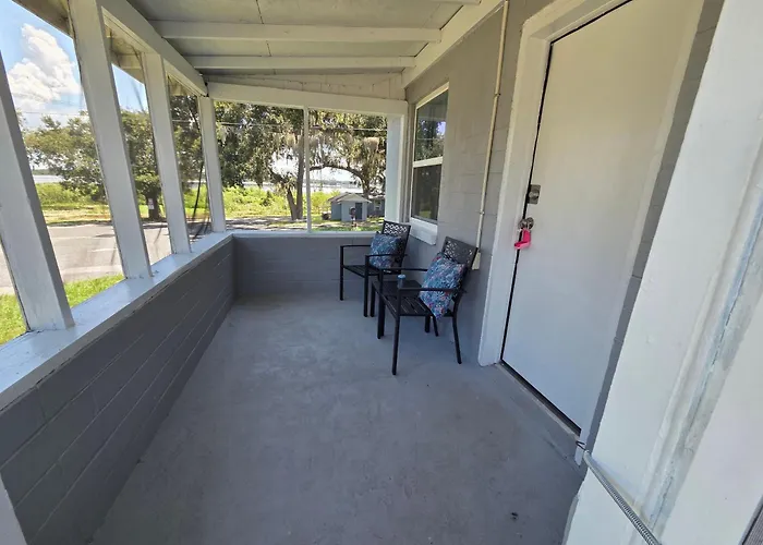 Lazy Oaks Resort Cottages
