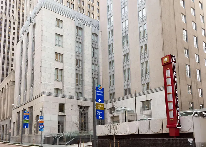 Dog friendly hotels Drury Plaza Pittsburgh Downtown