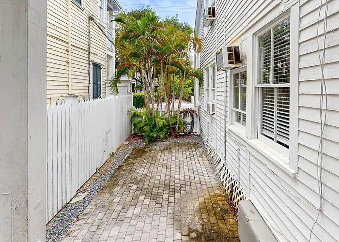 Gardenia Getaway