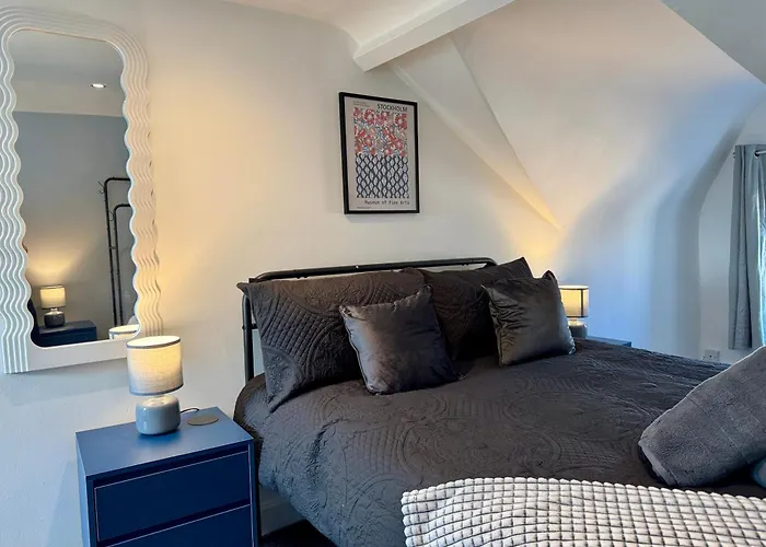 The Whitley Maisonette, Luxury Family Holiday Home