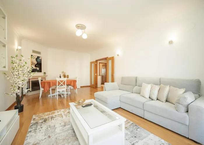 Odivelas Premium By Hosty