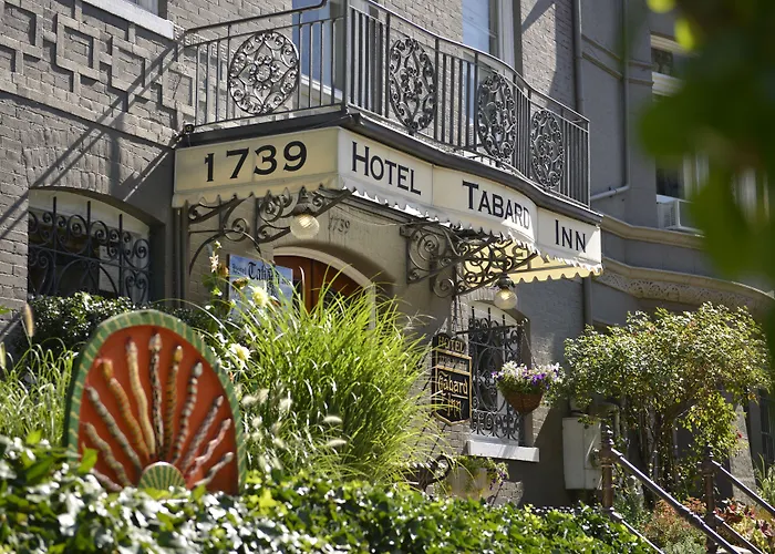 Hotels Close to Airport Tabard Inn