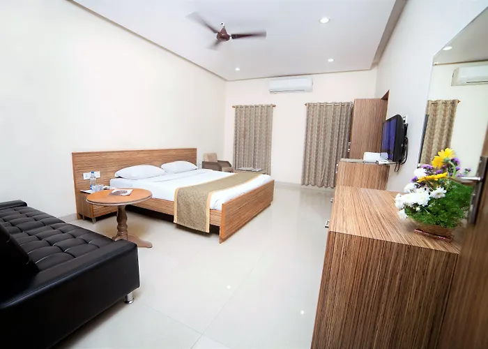 Сity center hotels Taj Mahal Abids