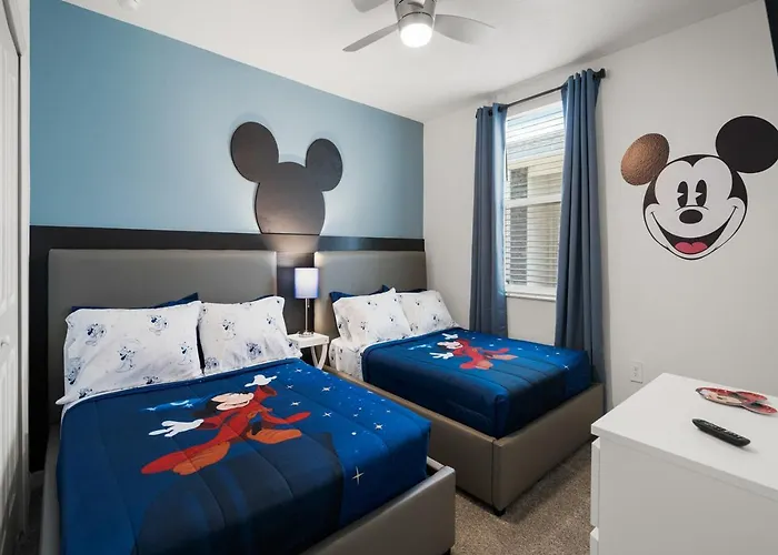 Lovely Apartments 18 Minutes Away From Disney!