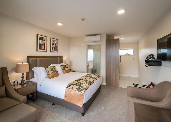 Golden Star Motel