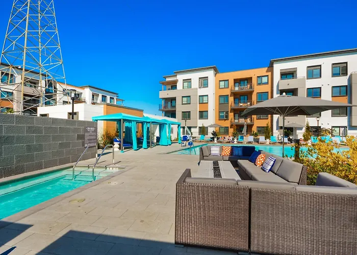 Global Luxury Suites In Menlo Park