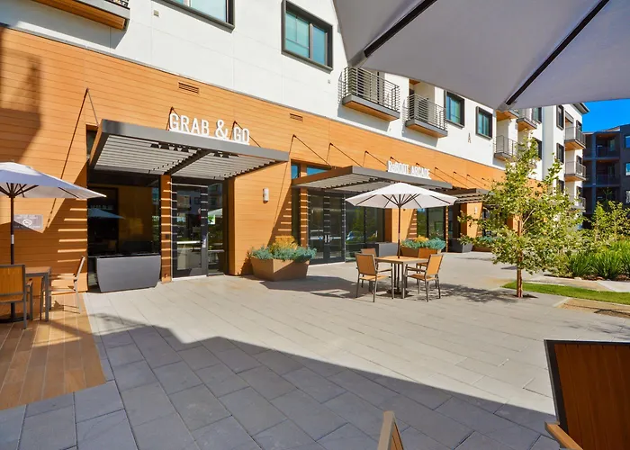 Global Luxury Suites In Menlo Park