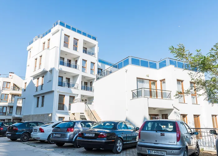 Byala Vista Cliff Apartments