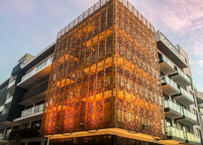It Boutique & Restaurant