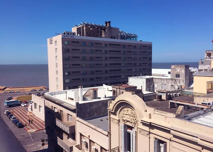 Circus Hostel&Hotel Montevideo