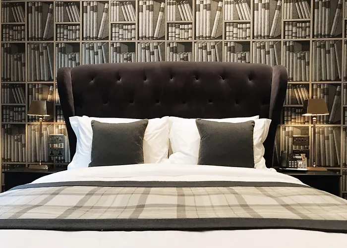 Resort: The Grafton Arms Pub & Rooms