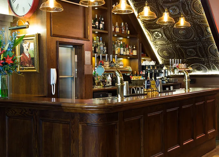 Resort: The Grafton Arms Pub & Rooms