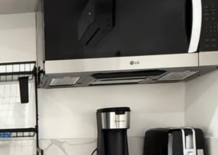 Modern Studio Stylish &Cozy Ieft Unit