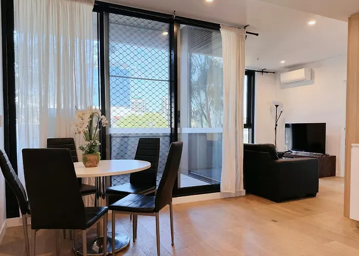 Arnold Box Hill - Modern 2Bed Apartment