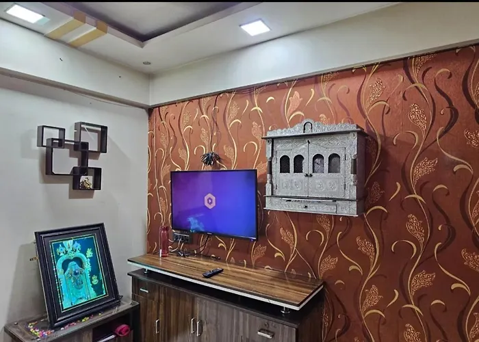 Homely Private Room Thane West Male Only
