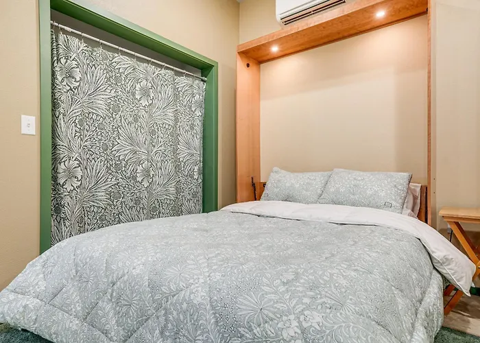 < 1/2 Mi To Osu: Studio In Corvallis Near Parks