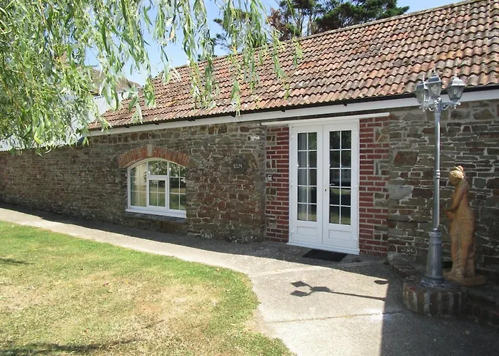 Charming Barn - 2 Bed