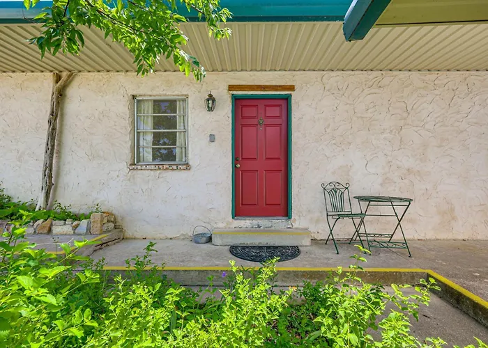 8 Mi To Lake Whitney State Park: Quaint Studio!