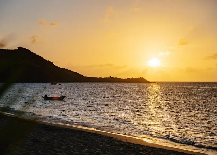 Unmatched Oceanfront Living In Grand Case, Unique Appt In Grand Case Beach, Perfect For Families