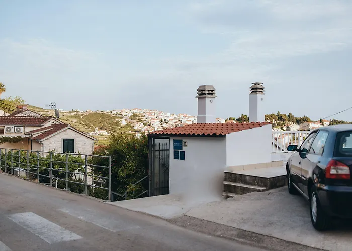 Apartments And Rooms Bonkan Hvar
