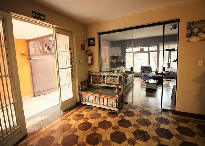 Hotel que aceita animais de estimação: Zen Garden Hostel Mirandópolis