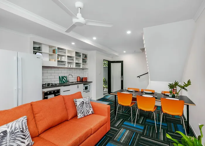 Redhill Cairns Living - Pembroke St