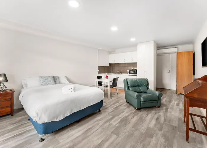 Box Hill Studio Apartment 2