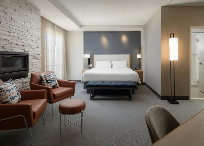 Hotels with tennis Courtyard By Marriott Gatlinburg Downtown
