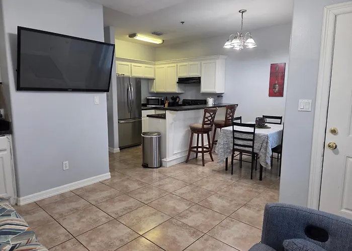 107 Pike On Oceanside