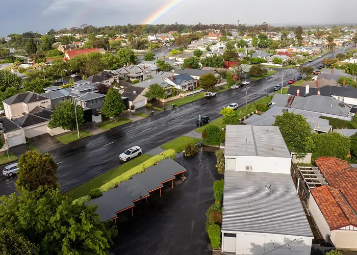 Newly Renovated Geelong Serviced Apartments By Short & Long Stays