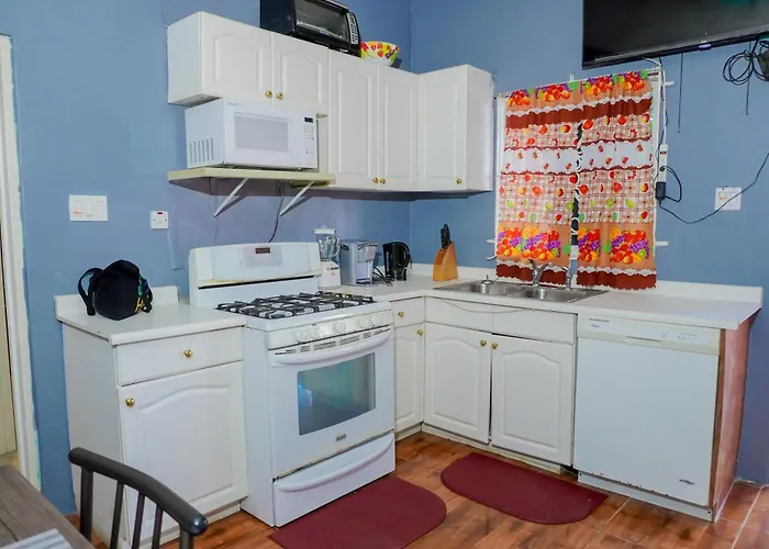 A Taste Of Jamaica Lavern'S Place