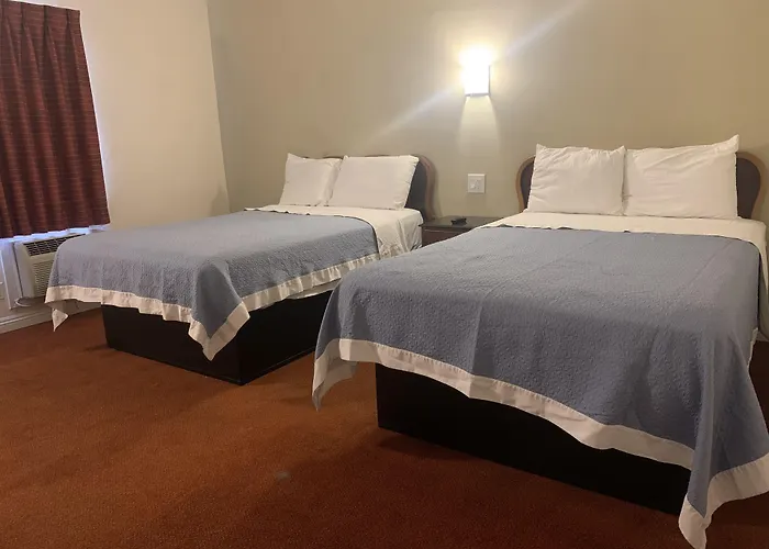 Ventura Beach House Motel