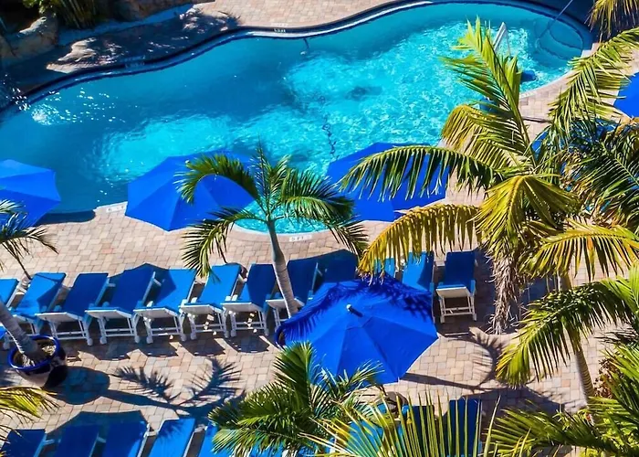 Coconut Cove All-Suite Hotel