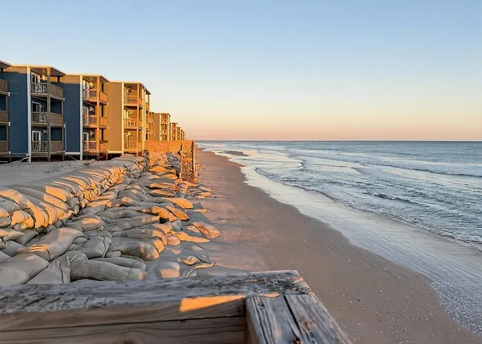 Out To Sea - Oceanfront 2 Bedroom, 2 Bath Condo