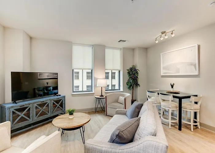 1Br Luxury Apartment In Downtown Baltimore