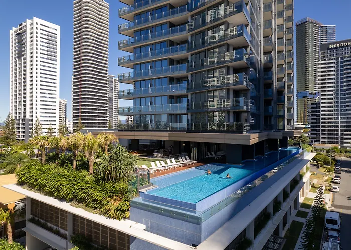 Ultiqa Signature At Broadbeach