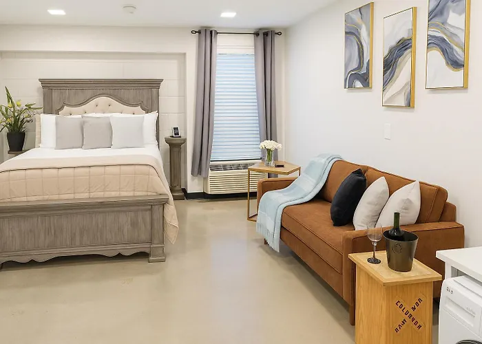 Downtown Penthouse Studio