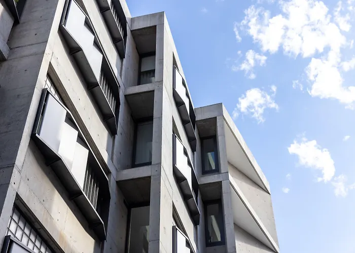 The Surry Apartments By Urban Rest