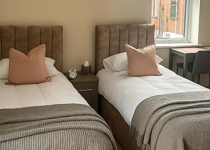 Central Bolton Studio Free Parking & Fast Wifi