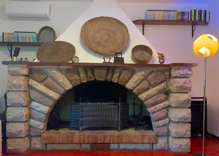 Abbratzu Guest House - Sardinian Style And Garden