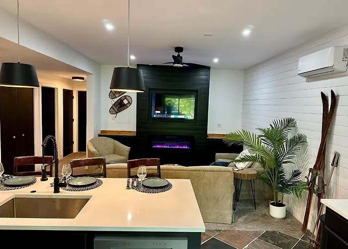 Modern 2Br Retreat In Harbor